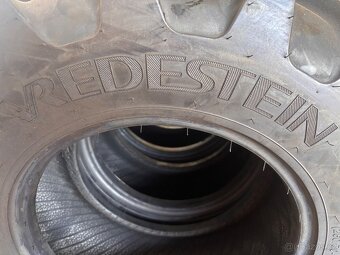 Pneu na UNC 10,0/75- 15,3 - 2