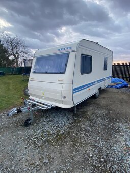 Karavan Adria Unica r.2002 Palandy - 2