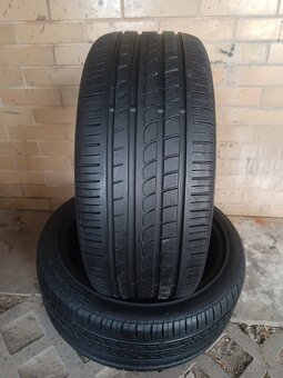 Letní pneu 235/40/18 Pirelli P Zero Rosso - 2