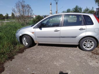 Ford fiesta 1,3 - 2
