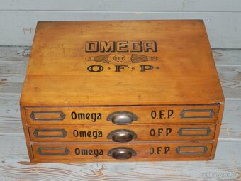 Stará šuplíková skříňka na nitě OMEGA O.F.P - 2