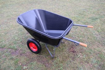 Prodám nové plastové kolečko objem 320l - 2