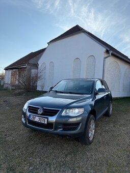 Volkswagen Touareg - 2