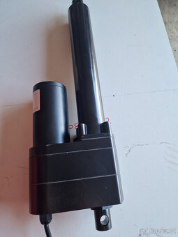 lineární motor - 2