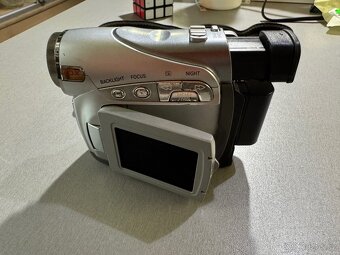 JVC GR-D239E kamera - 2