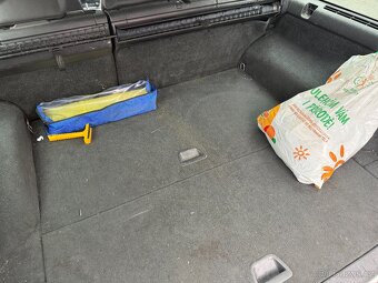 Volvo V70 2,4 D5 136kw ,Tažné,pravidelný servis,velmi pěkný - 2