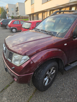 NISSAN NAVARA - 2