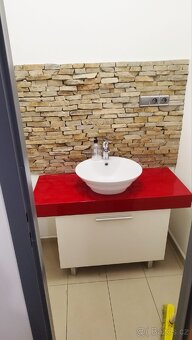 PRONÁJEM MODERNÍ KANCELÁŘE V CENTRU ZLÍNA - 2