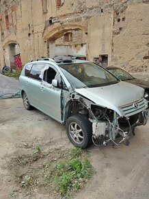Toyota Avensis Verso 2.0 85kw D4D - 2