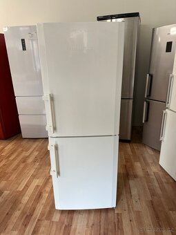 Lednice s mrazákem Liebherr (133) - 2