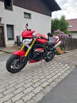 Triumph speed triple 1050 S - 2