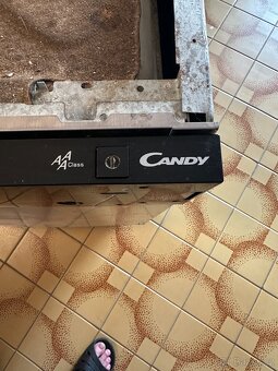 Vestavnou myčku Candy CDI 1010 - 2