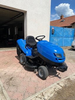 Zahradní traktůrek Castel Garden ISEKI CM130 - 2