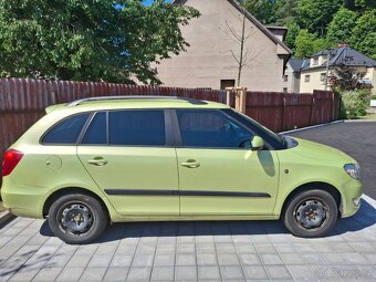 Prodám vozidlo ŠKODA FABIA 2 kombi 1,4 63 kw - 2