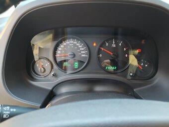 JEEP COMPASS 2.0 CRD 4x4 rok 2010 kod motora BWD - 2