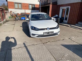 Volkswagen golf - 2