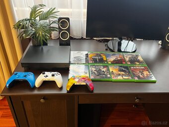 Xbox One X 1TB Project Scorpio Edition - 2