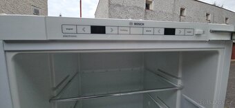 Vestavná lednice Bosch KIS86AF30 – perfektní stav - 2