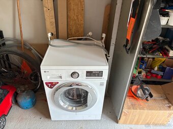 Pračka LG 7kg Invertor Direct Drive - 2