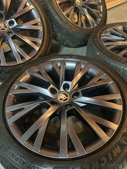ALU Kola ŠKODA 5x112 R18 A ANTARES Zimní Pneu 235/45/18 - 2