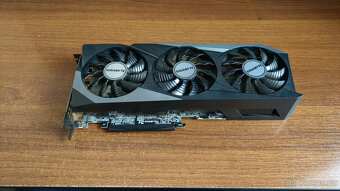 Gigabyte GeForce RTX 3070 Gaming OC - 2