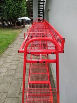 Mobilní stojan pro hasiče / Regál do hasičské šatny - 2