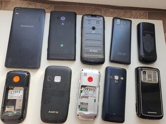 📦 Balíček 10 telefonů - něco funguje, něco netestované - 2