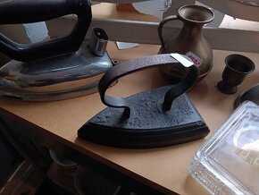 Starožitné žehličky - 2