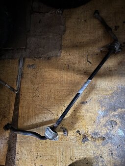 Prodám stabilizátor na BMW E46 Compact 316Ti - 2