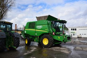 Sklízecí mlátička John Deere T660 HM č.38 - 2