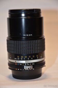 Nikon Ai-s NIKKOR 135mm f/2.8 - 2