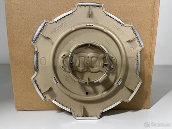 Krytka středu kola Audi A8 S8 D3 - 2