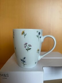 sada porcelanových hrnků Marks and Spencer - 2