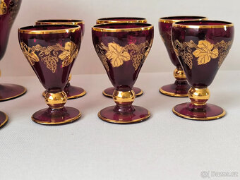 Sada - červená karafa, 6x štamprdle - 2