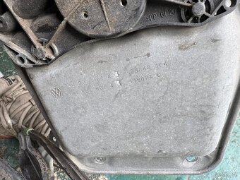 LP Stahovačka Okna VW GOLF 5, apod. - 2