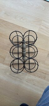 Stojan na láhve - 2