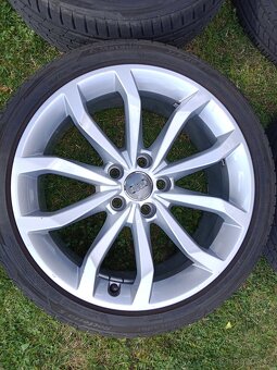 kola Audi 225/40/18 - 2