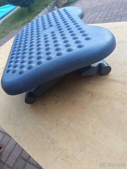 Stupínek - opora pod nohy - 2