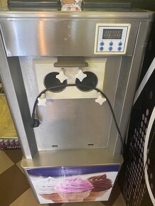 zmrzlinový stroj BQ 332-2 - 2