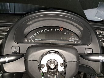 Honda S2000 AP2 budíky VSA - 2
