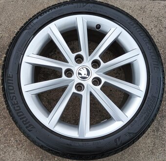 Disky originální Škoda Octavia III 5x112 R17 Teron - 2