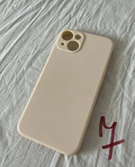 Kryt na IPhone 13 - 2