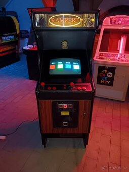 Arcade herní hrací automat Rampert od fy Nova - 2