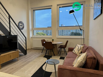 Stylový loft 2+kk po designové rekonstrukci na... - 2