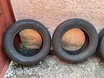 Prodám gumy 195/65/15 Michelin - 2