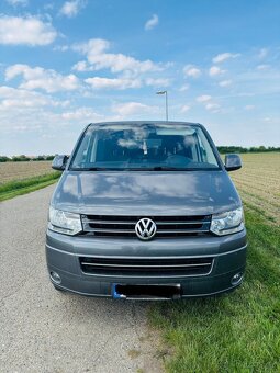 Volkswagen T5 Multivan - 2