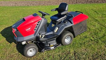 SECO Starjet P5 - poloprofi zahradní traktor - jen 53mth - 2