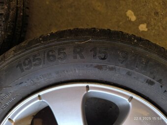 ALU KOLA 4x108 ET 27, pneu 195/65/R15 - 2