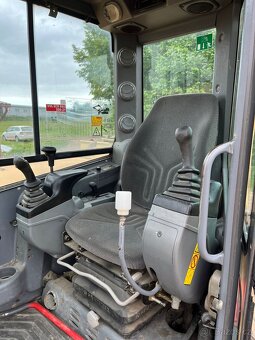 Minirypadlo VOLVO ECR 88 - 2