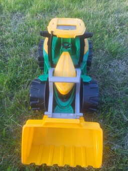 Traktor se lžící - 2